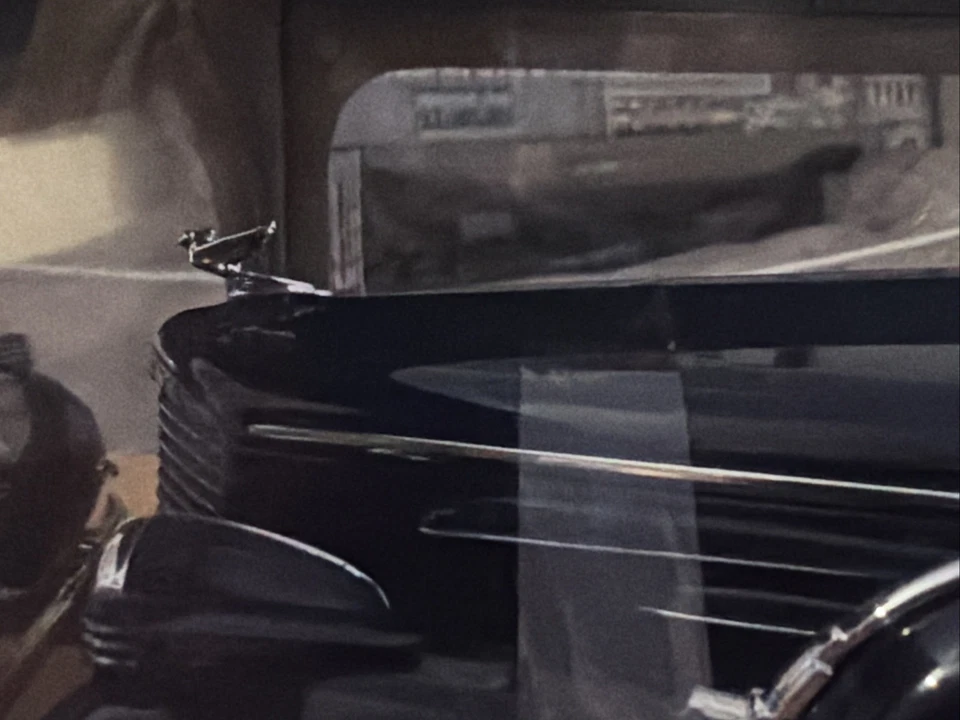 Signature Models 1938 CADILLAC V16 FLEETWOOD 1/18 Diecast Car Dark Blue w/Box - Image 4 of 4