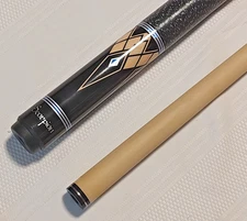 Scorpion Pool Cue - AR06, New, 19oz, Irish Linen Wrap