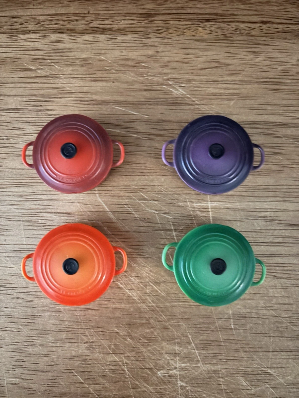 Le Creuset Miniature Fridge Magnets Red, Purple, Orange Green Dutch Ovens Preown