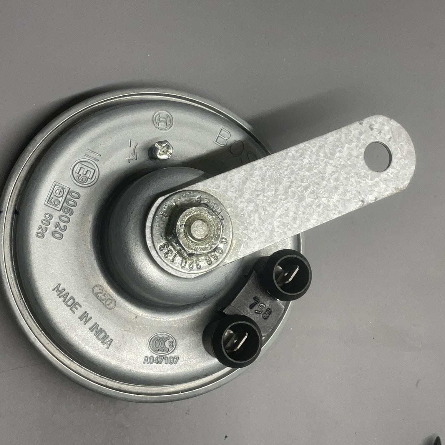 BOSCH GENUINE High Tone Air Horn 12V For BMW 3 5 Series E12 E21 