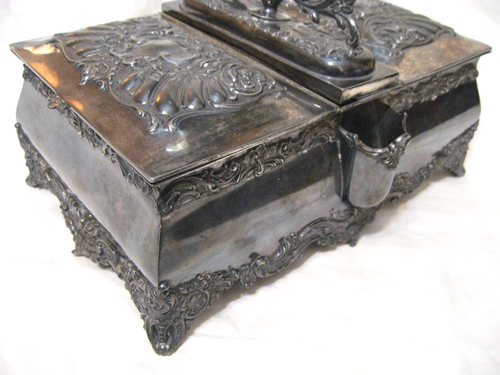 ANTIQUE MIDDLETOWN PLATE CO QUADRUPLE SILVER PLATED HUMIDOR, RAISED FLORAL - Picture 16 of 20