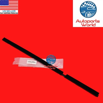 GENUINE TOYOTA 98-07 LAND CRUISER LX LEFT REAR DOOR