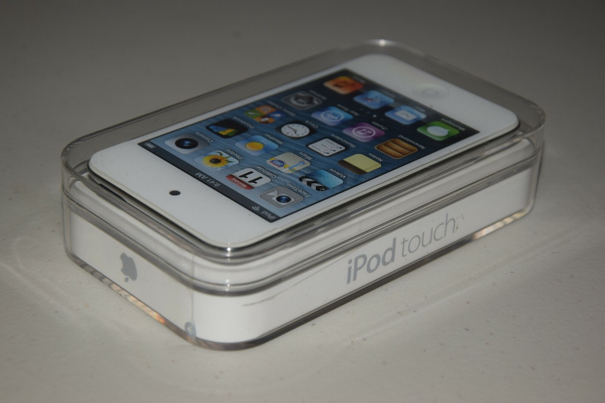 Genuine Apple iPod touch 4th Generation White 32 GB MD058LL/A AAC