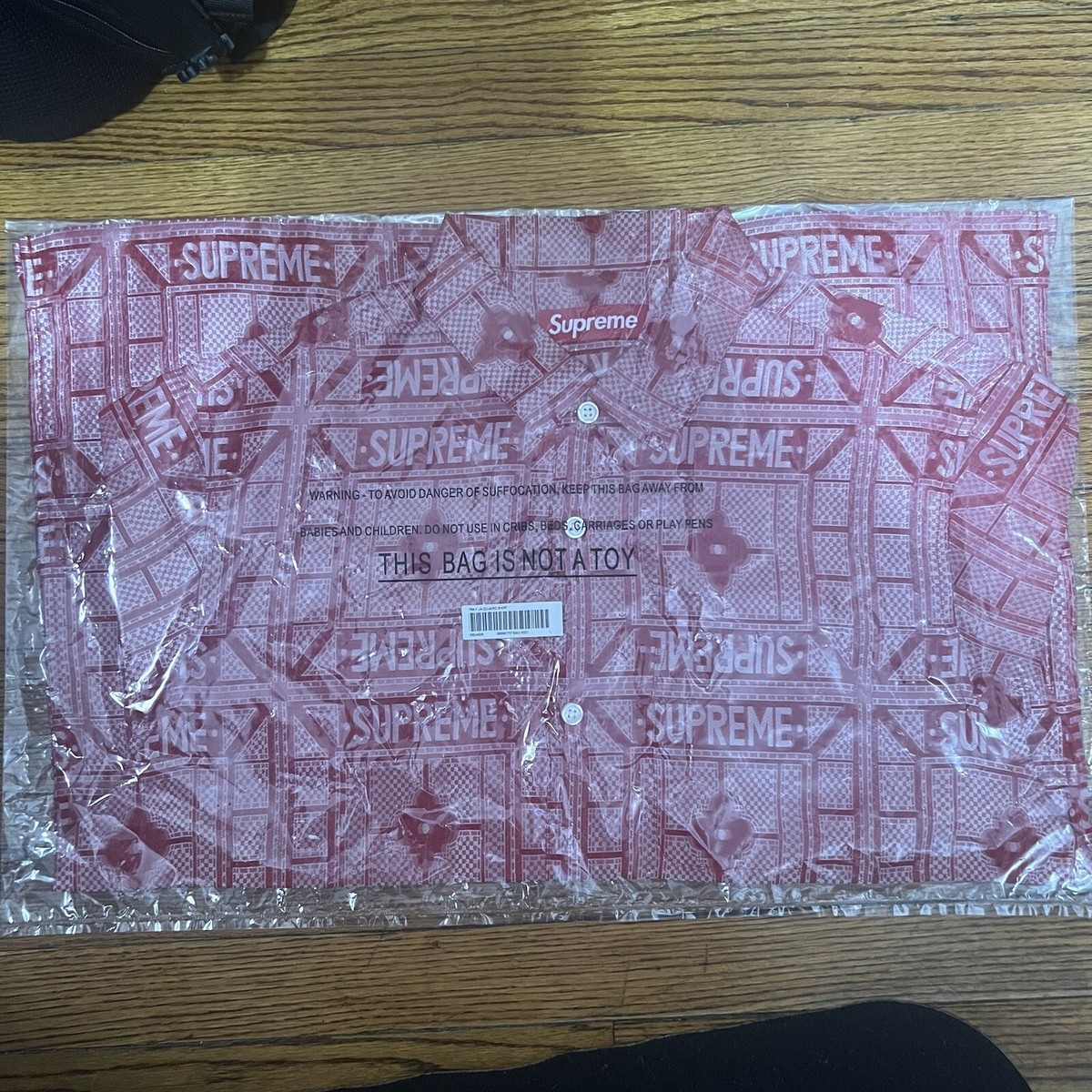 In-Hand Supreme Tray Jacquard S/S Shirt Red Size: Large | eBay