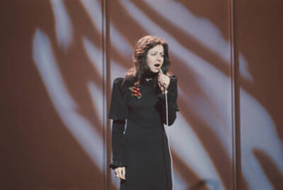 Vicky Leandros Performs The Song 'Apres Toi' Eurovision 1972 OLD PHOTO