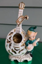 Vintage 1956 Lipper & Mann Ceramic Christmas Green Hat Elf Mandolin Japan 8”