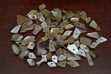 100 PCS DRILLED BROWN MOTHER OF PEARL SHELL CHARM CHIPS BEADS T-423