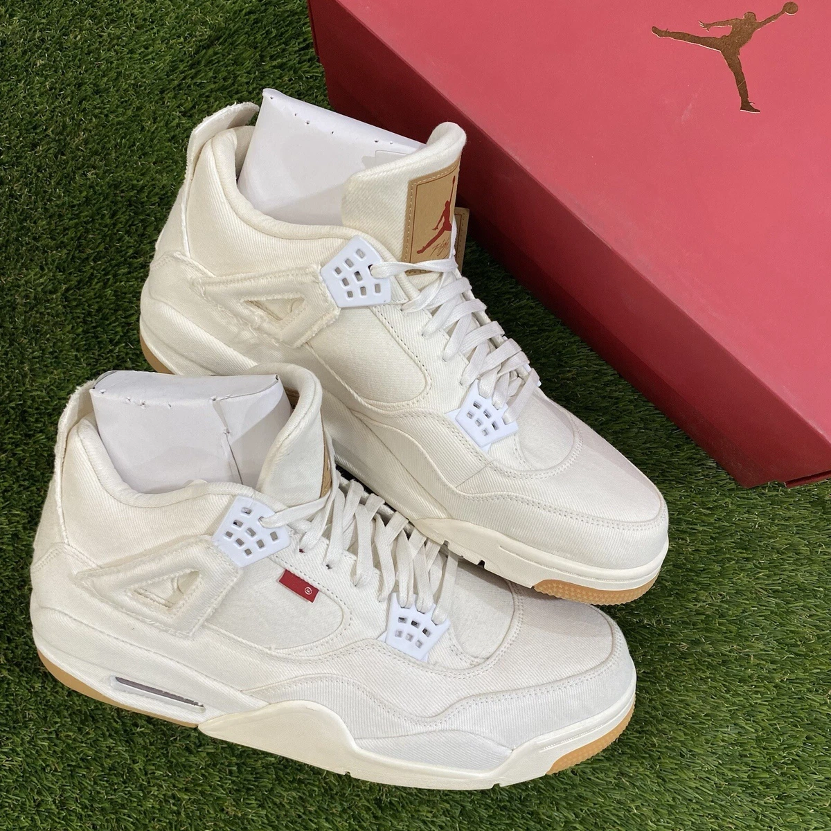 retro 4 levis white