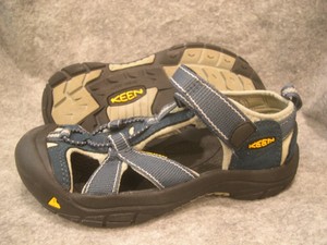 waterproof sandals uk