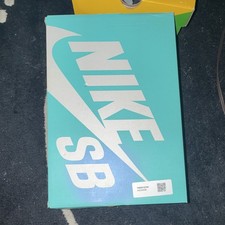 Night OF Mischief Nike SB Dunk Low 10.5/12w Brand New Never Worn with Box