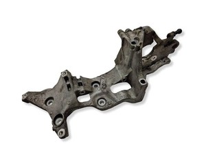 SKODA OCTAVIA III Combi 5E5 Generatorhalterung 04L903143B 1.60 Diesel 34910697