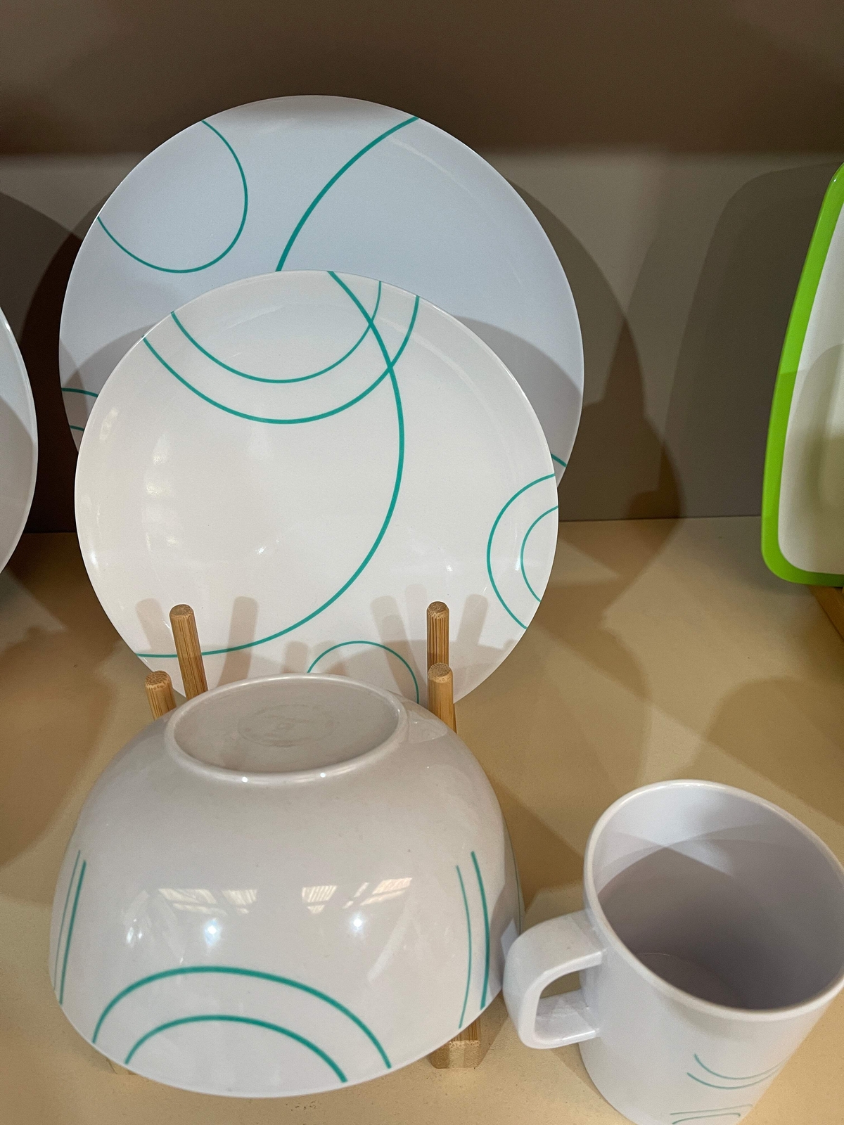 16Pc Turquoise Melamine Dinner Set