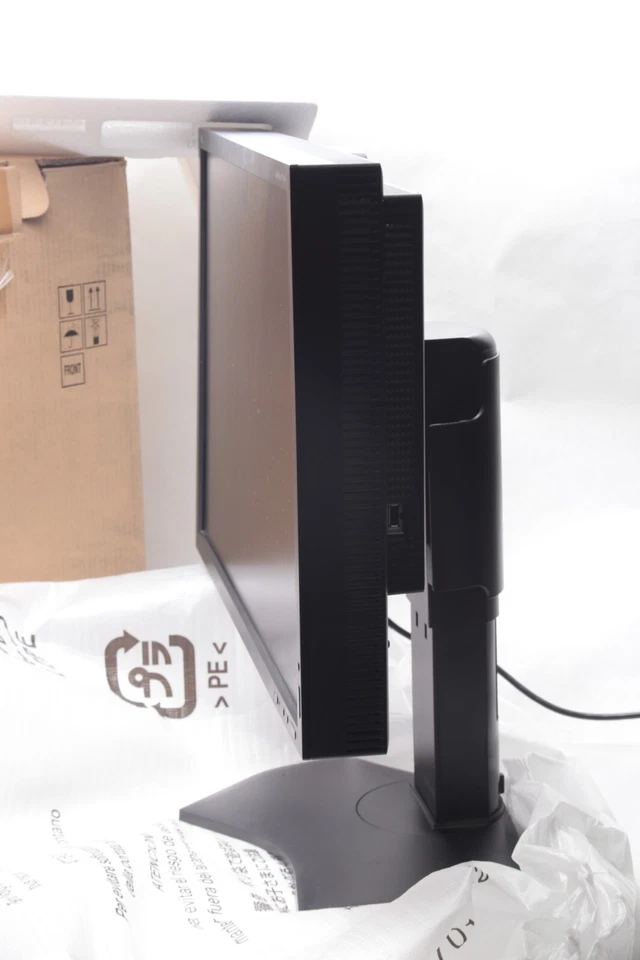 24" Widescreen Pro Graphics Desktop Monitor NEC MultiSinc PA241W In Box 556 - Image 4 of 4