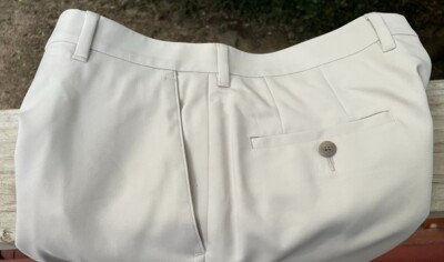 Pantaloni Dress Claiborne – Beige, Taglia 32x32, Piatto Davanti – Nuovi Con Etichetta