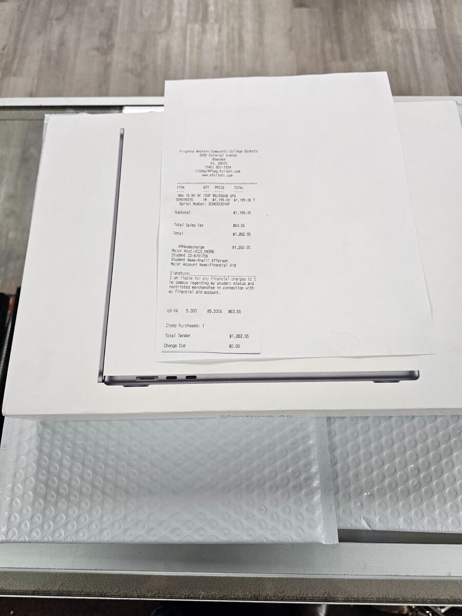 Apple MacBook Air A3114 8GB Memory 256GB SSD 15 Apple MacBook Air A3114 8GB Memory 256GB SSD 15