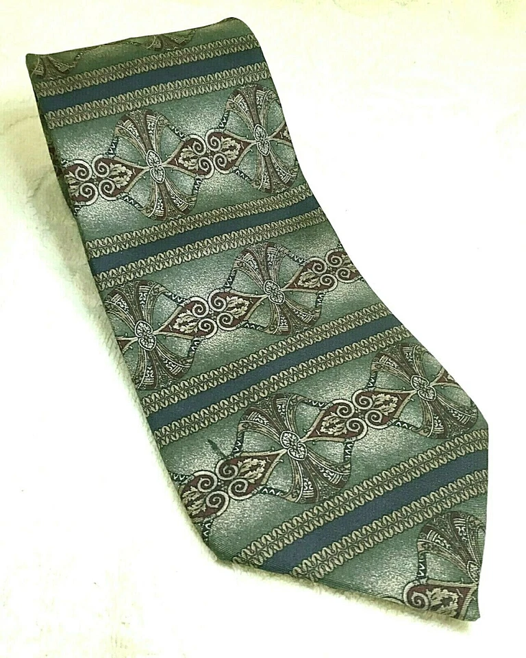 CORBATA HOMBRE GEORGE MACHADO VERDE OLIVA ROJO BORGOÑA 100% SEDA ITALIANA HECHA EN EE. UU. Foto 2 de 4