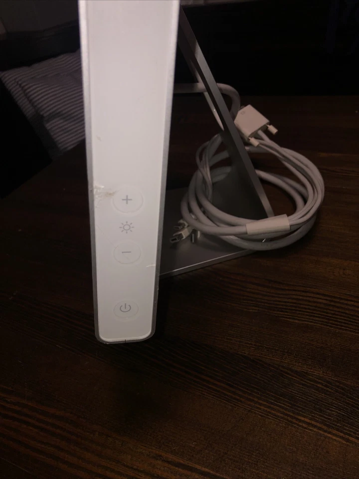 Apple 20" Widescreen LCD Cinema Display | A1081- Tested - Image 3 of 4