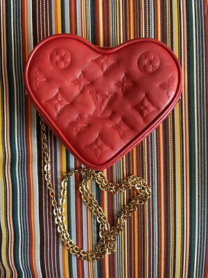Louis Vuitton Red Heart Gold Chain Fall in Love Red Empreinte - Main Image