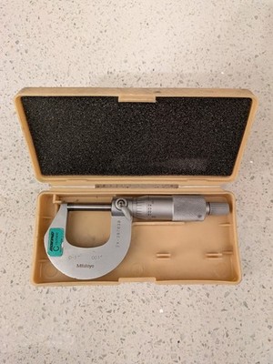 Mitutoyo 101-105 0-1'' / .001'' M210-1'' Micrometer