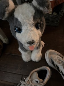 FurReal Ricky Trick-Lovin Interactive Pet Siberian Husky Puppy Dog Gray
