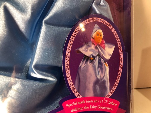 Mattel Walt Disney Cenicienta HADA MADRINA MÁSCARA Y DISFRAZ JUEGO 2419 Nuevo - Imagen 3 de 4