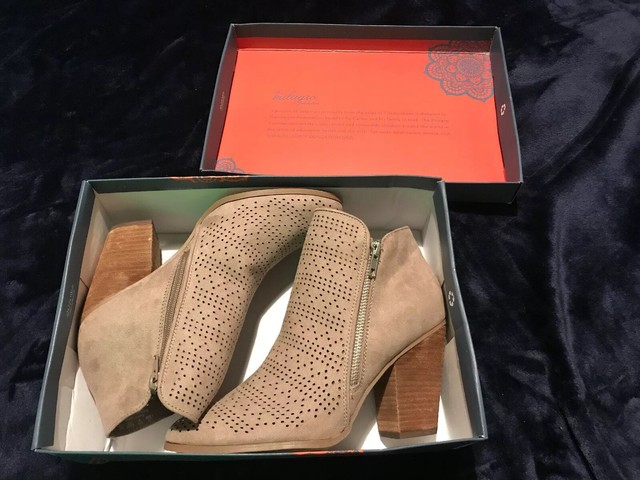 carlos by carlos santana ankle boots