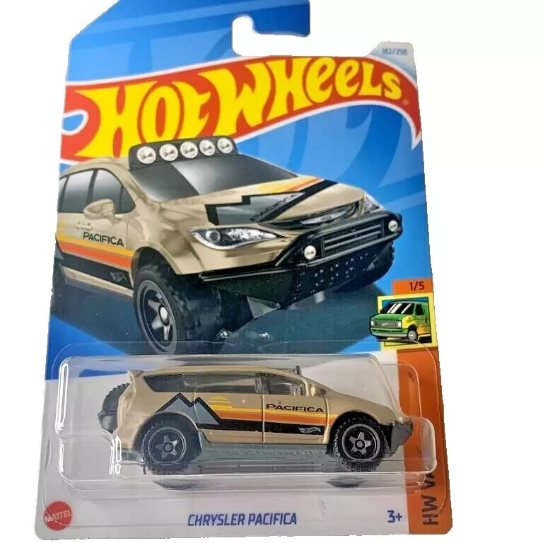 HOT WHEELS 2024 CHRYSLER PACIFICA BEIGE 182/250 HTB93 ASADA DESIGN HW VANS