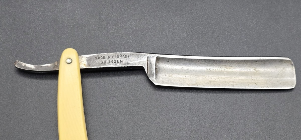西洋剃刀　solingen BREIDORA Breidora Stainless - Near Pristine 13/16 Full Hollow Blade