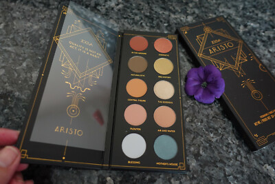 Zoeva aristo eyeshadow palette new in box full size 