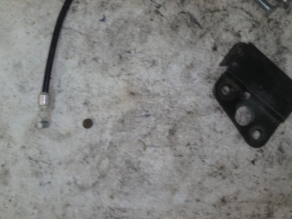 Lançamento de assento 1998 Kawasaki Ninja ZX-9R ZX9R ZX9-R 900 R - Imagem 3 de 3