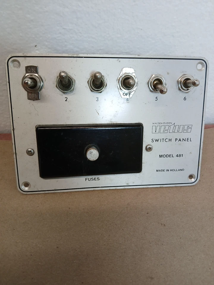Vintage Marine Boat Parts vetus switch panel model 481 - Image 2 of 4