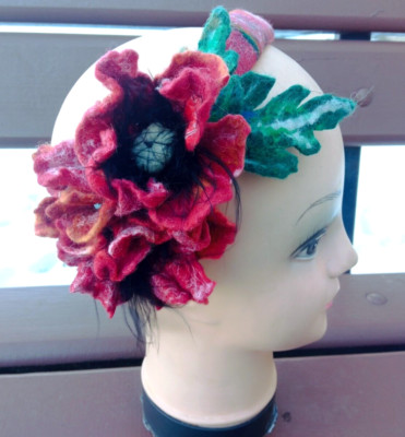 Wool hair hoops.Felt hair band.Burgundy felted poppies for head.Poppy headband