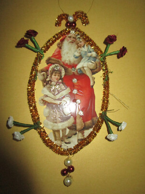 C10)COTILLON-ANHÄNGER WEIHNACHTSMANN MIT KIND DRESDNER PAPPE CHRISTMAS ORNAMENTS