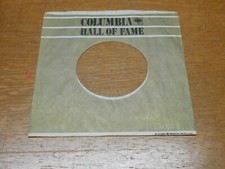 45 COMPANY SLEEVES. LOT OF ONE COLUMBIA HALL OF FAME. GOLD COLOR.