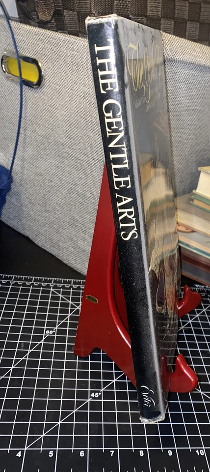 THE GENTLE ARTS por Helen Cavanagh THE LACE GUILD, bobina de aguja tejida a ganchillo Foto 2 de 4