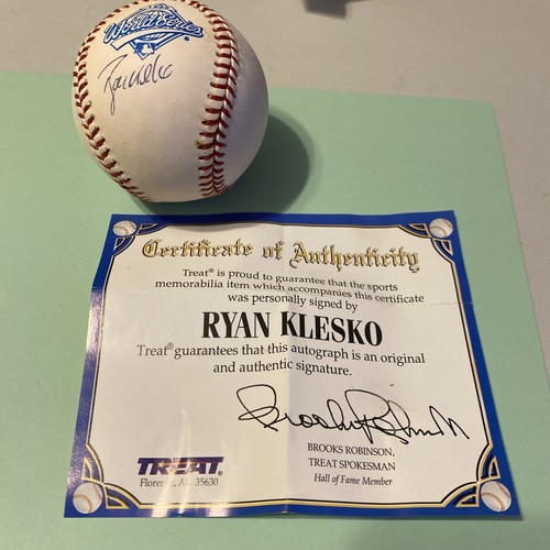Ryan Klesko Braves Signed Autographed Rawlings National League OLB Baseball