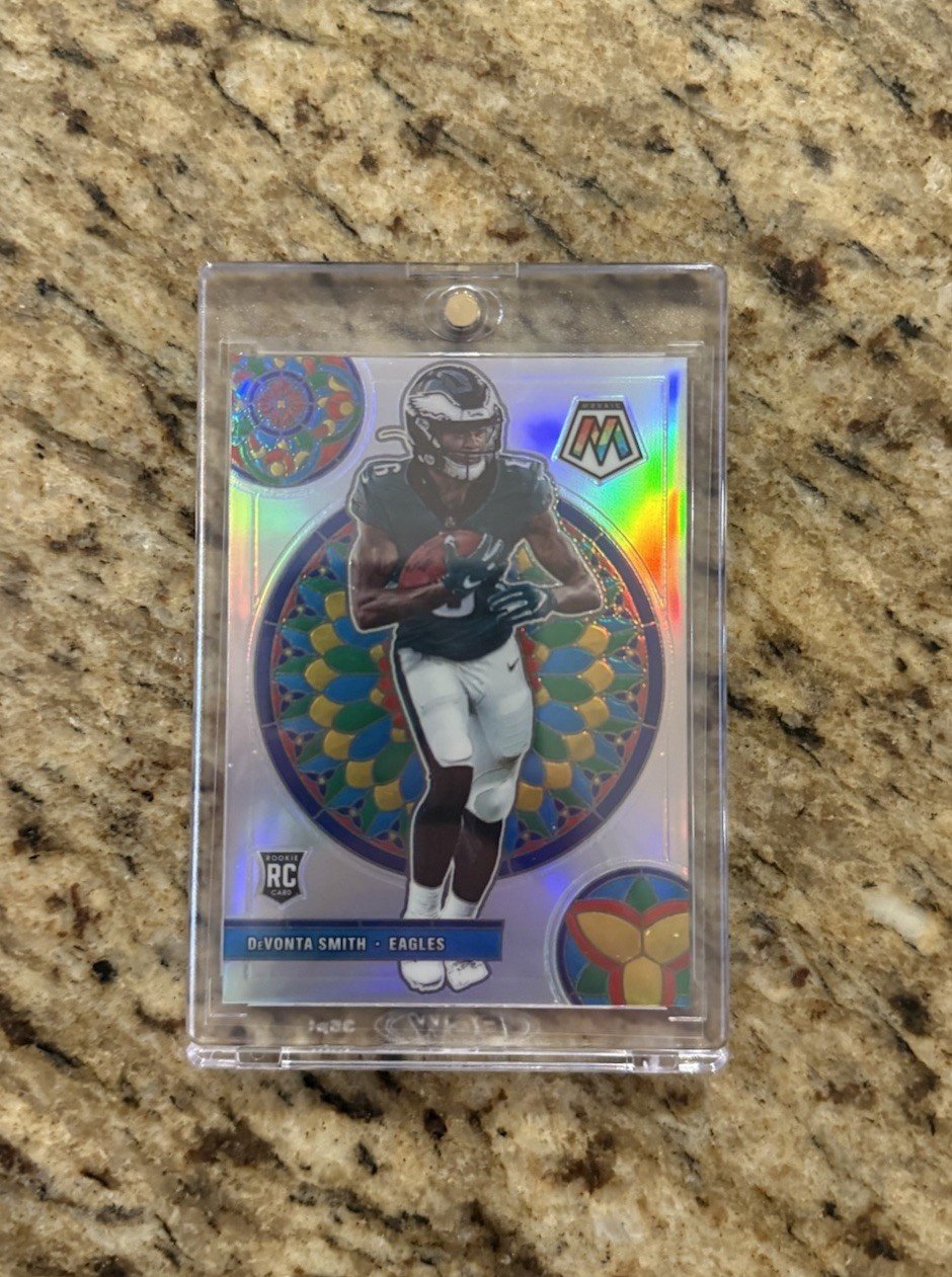 2021 Panini Mosaic - Stained Glass Mosaic Devonta Smith #GM-27 (RC) 🔥CASE HIT🔥