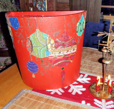VINTAGE HELEN HUME FOLK ART RED WOODEN CHRISTMAS HAND PAINTED HALF BUCKET