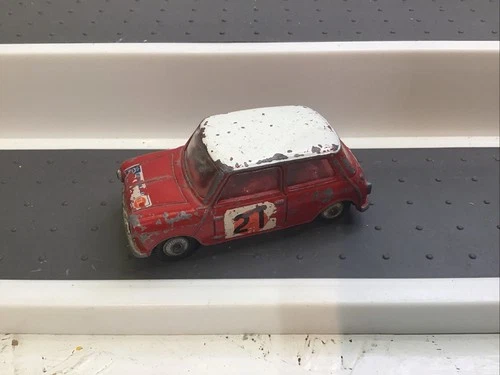 VINTAGE CORGI TOYS 333 AUSTIN MINI COOPER S SUN RAC RALLY ISSUED 1966