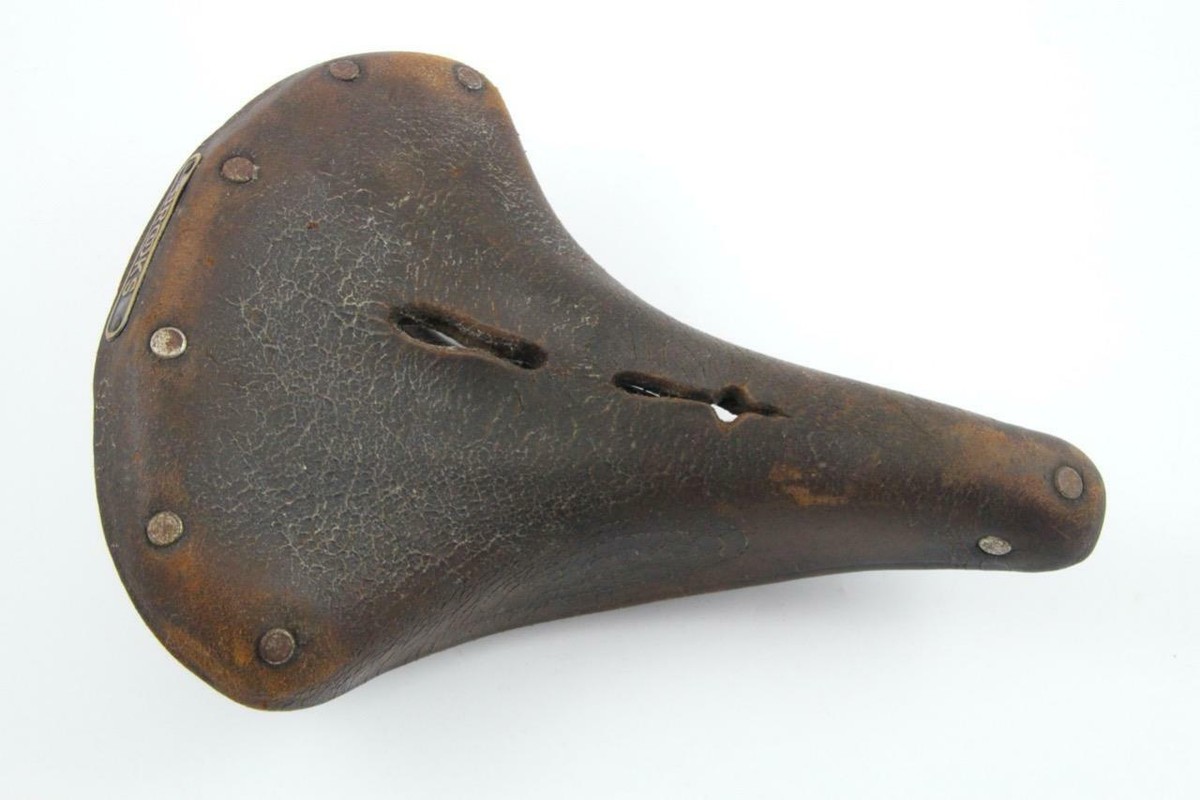 Vintage Brooks Gents Model B66 Leather Riveted Saddle Bicycle Seat