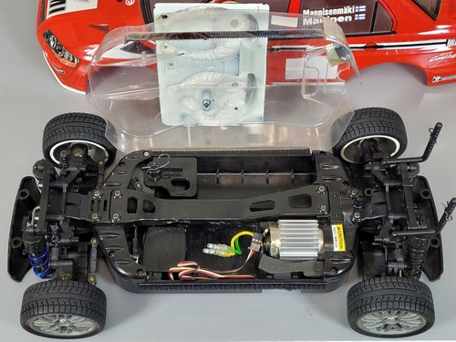 Tamiya 1/10 R/C Mitsubishi Lancer Evolution EVO 7 VII WRC TB-01 Chassis + Servo - Picture 24 of 24