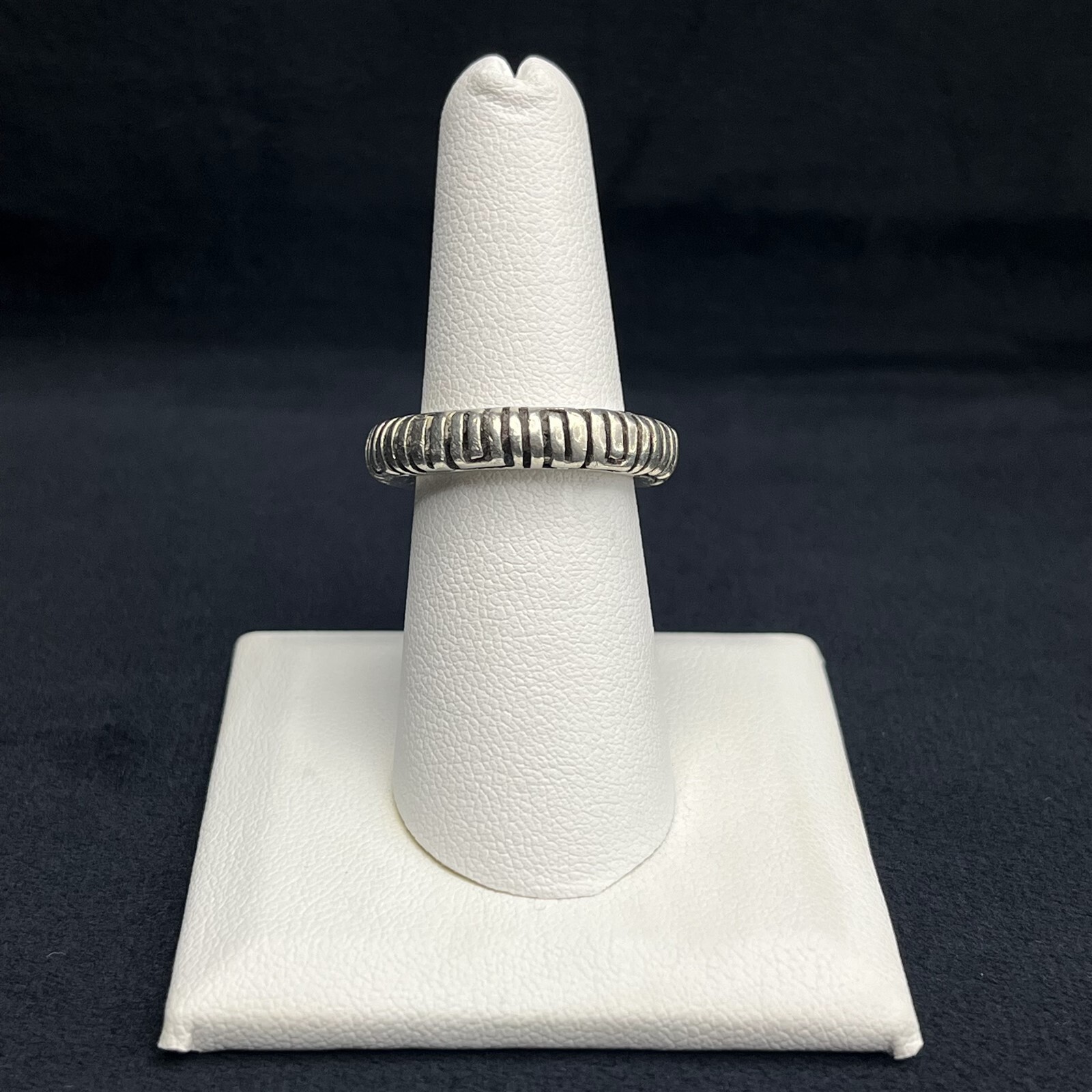 Hand Crafted Modern Solid Engraved Bumpy Ribbed S… - image 1