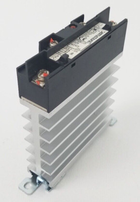 PGM10F025 Yamatake Solid State Relay 25A AC240V *Next Day Option*