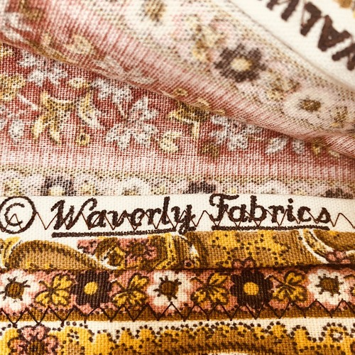 Waverly Fabrics 102" X 48" Paisley Striped Earthtone Zepel Dupont Savalux Finish - Picture 3 of 7