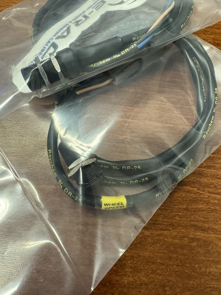 Sensor de velocidad Geartooth efecto Cherry Hall corto NEGRO GS100701 Foto 3 de 4