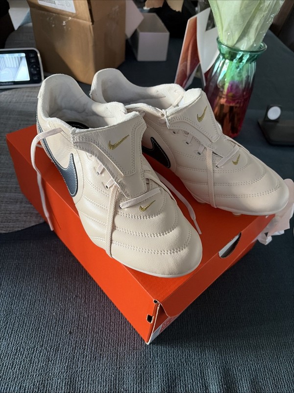Nike Tiempo Ligera Pro FG FT US Size 11