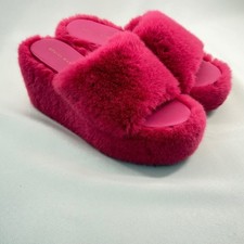 Azalea Wang Pink Faux Fur Platform Slides Barbiecore Y2K Glam Sandals 9