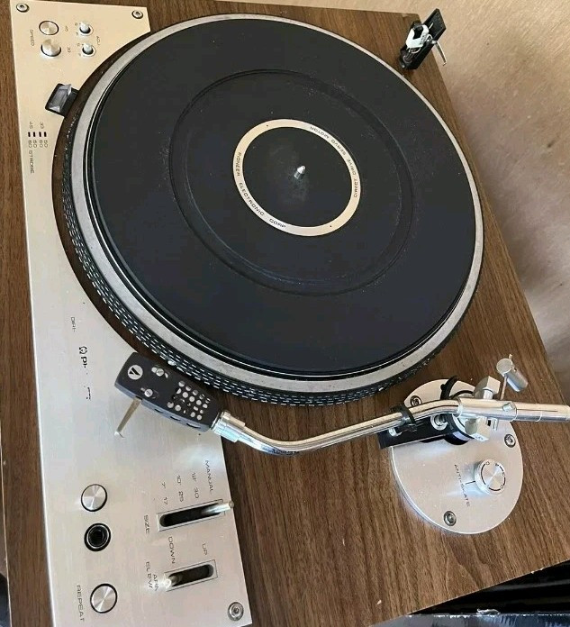 Pioneer PL-530 Vintage Record Players