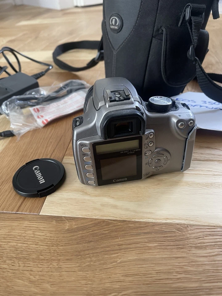 Canon DS6041 Camera With 4gb Memory Card, photo 3 of 5