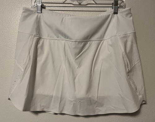 Athleta Run With It 14" Skort White Size Large Skirt Shorts Lining Tennis Golf - Picture 1 of 11